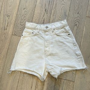 EUC & Other Stories Raw Hem Denim Shorts (Washed White Raw) Size 0